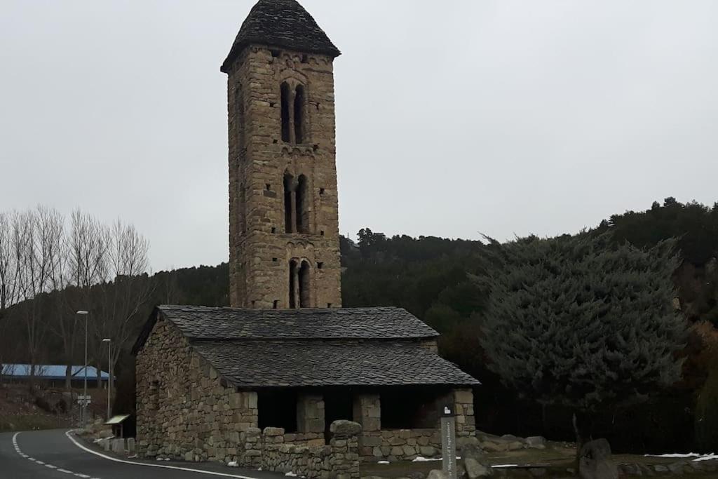 Apartament Gran Pirineu Montferrer Eksteriør billede