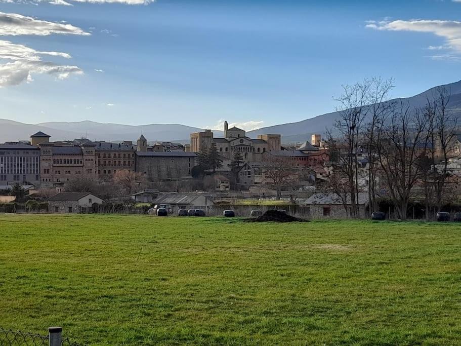 Apartament Gran Pirineu Montferrer Eksteriør billede